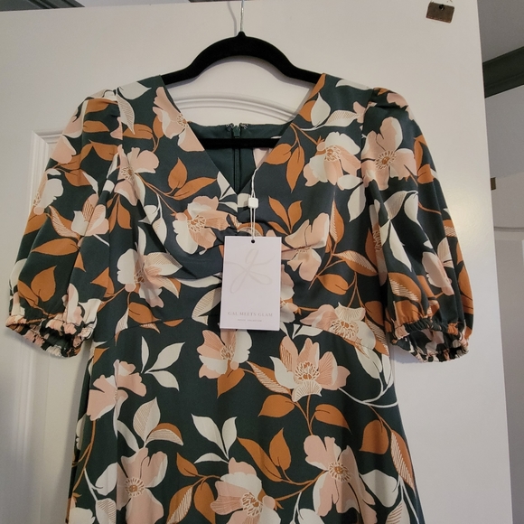 Gal meets glam dress - Picture 4 of 6